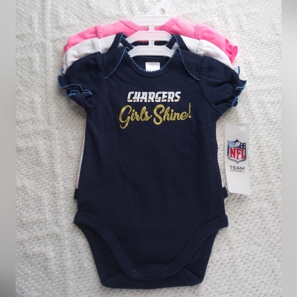 Los Angeles Chargers Team Apparel Onesies - Picture 1 of 6